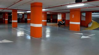 Garaje en venta en Montigalà -Sant Crist en Badalona