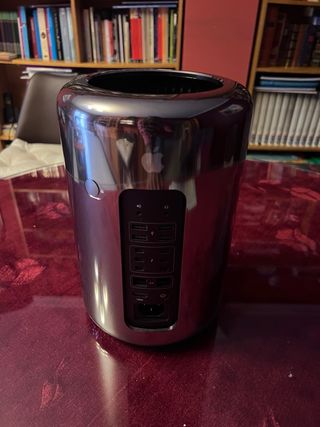 Mac Pro (finales 2013) Impecable