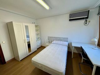 Piso en alquiler en Salesas - Labradores en Salamanca