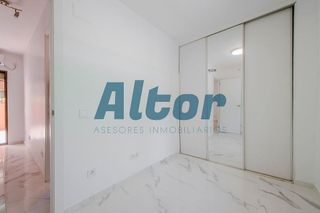 Piso en venta en San Diego en Madrid