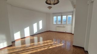 Piso en alquiler en Tres Olivos - Valverde en Madrid