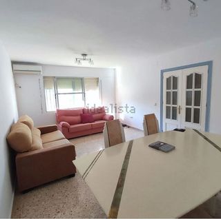 Casa adosada en alquiler en Montequinto en Dos Hermanas