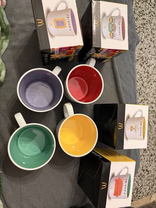 Colección Tazas Friends McDonald's