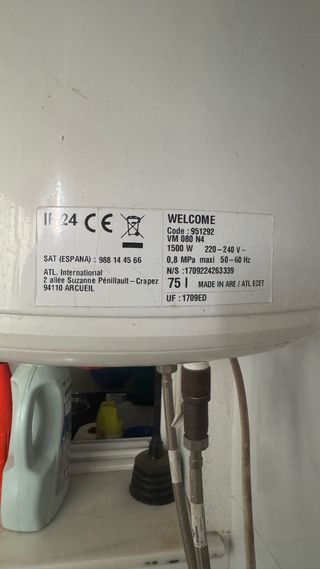 Termo de agua blanco