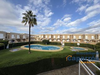 Casa adosada en alquiler en Las Marinas en Garrucha