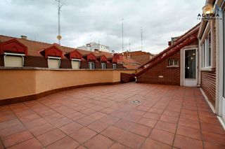 Dúplex en venta en Delicias en Valladolid