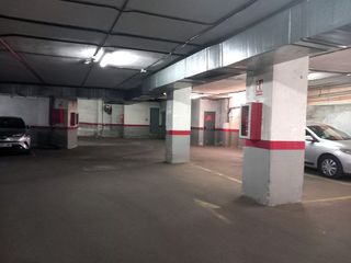 Garaje en alquiler en Almendrales en Madrid