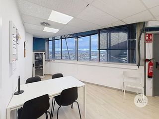 Oficina en alquiler en El Raval en Barcelona