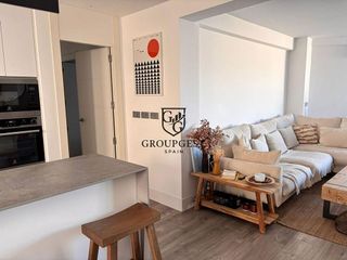 Piso en alquiler en Ensanche Centro - Puerto en Málaga