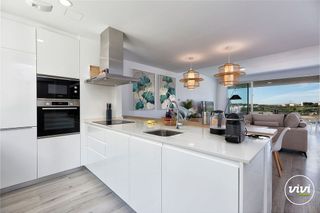 Piso en alquiler en Bel Air - Cancelada - Saladillo en Estepona