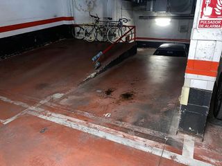 Garaje en venta en Ibiza en Madrid