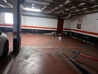 Garaje en venta en Ibiza en Madrid