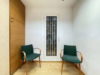 Oficina en alquiler en La Nova Esquerra de l'Eixample en Barcelona