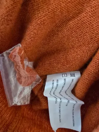 Camisola Laranja Lion of Porches