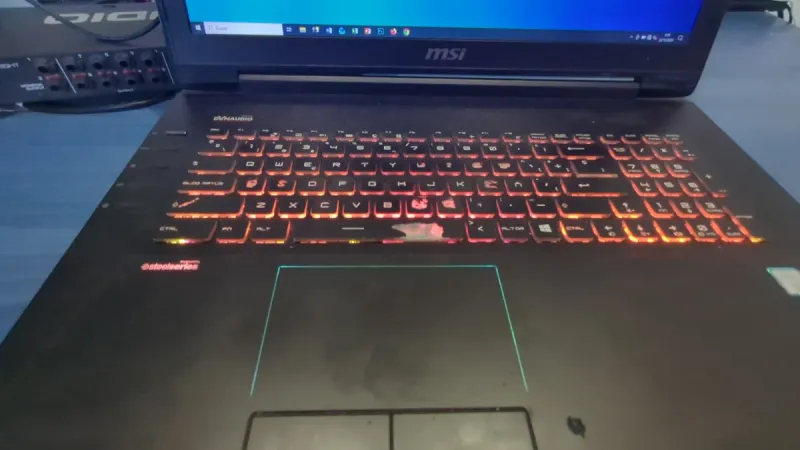 Portatil MSI GT72 6QD Dominator Pro Pantalla 17 " afbeelding 5