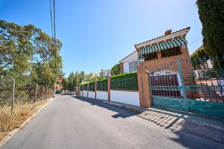 Chalet en venta en Otura