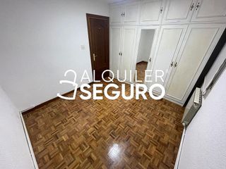Piso en alquiler en Peñagrande en Madrid