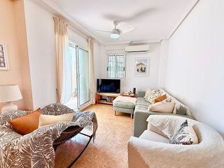 Piso en alquiler en Torrelamata - La Mata en Torrevieja