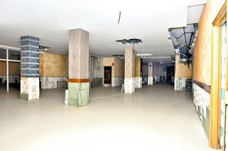 Local comercial en alquiler en Silla