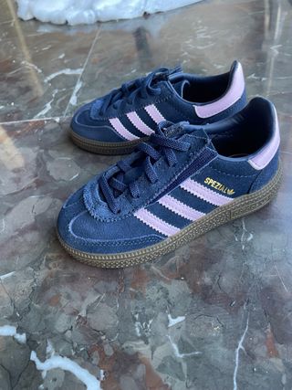 Adidas Spezial niña talla 25