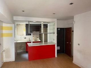 Piso en venta en Ambroz en Madrid