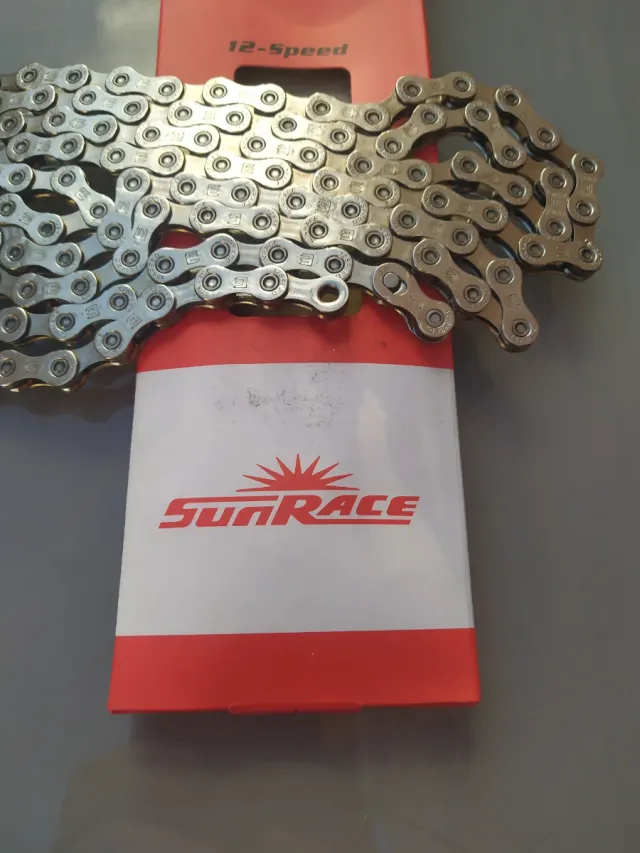Cadena E-MTB 12-Speed SUNRACE CN12E 112L. NUEVA.