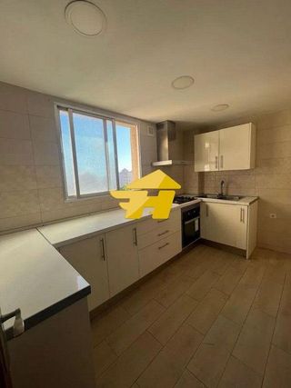 Piso en alquiler en Parque Ayala - Jardín de la Abadía - Huelín en Málaga