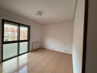Piso en alquiler en Cortes - Huertas en Madrid