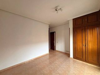 Piso en alquiler en Cortes - Huertas en Madrid