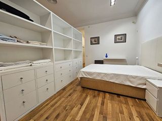 Estudio en alquiler en Cortes - Huertas en Madrid