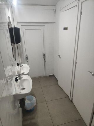 Local comercial en alquiler en Les Corts en Barcelona