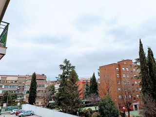 Piso en alquiler en Puerta bonita en Madrid