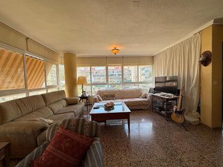 Piso en venta en Playa de San Juan en Alicante