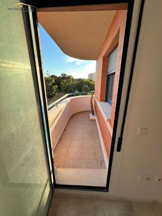 Piso en alquiler en Parque Ayala - Jardín de la Abadía - Huelín en Málaga