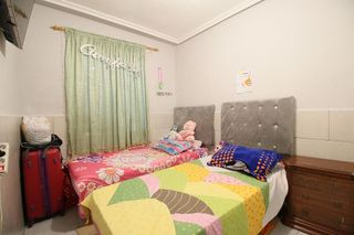 Piso en venta en Virgen del Remedio en Alicante