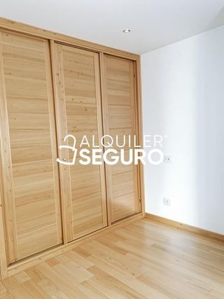 Piso en alquiler en Pacífico en Madrid