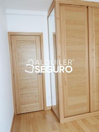 Piso en alquiler en Pacífico en Madrid