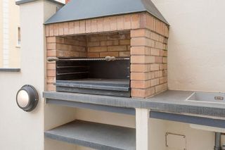 Casa adosada en alquiler en La Maternitat i Sant Ramon en Barcelona