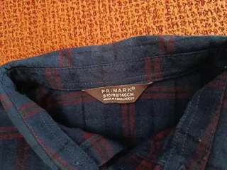 Camiseta niño cuadros azul y rojo Talla: 9/10 años