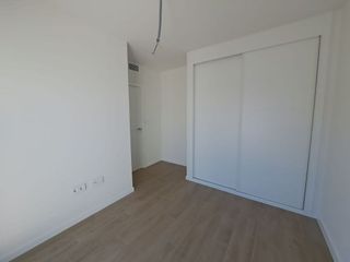 Ático en alquiler en Parque Mediterráneo - Santa Paula en Málaga