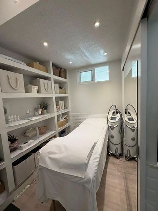 Local comercial en alquiler en Nueva España en Madrid