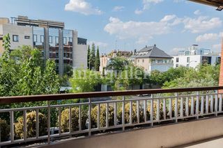 Piso en alquiler en Nueva España en Madrid