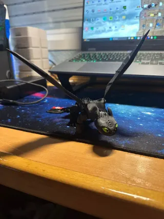 Figura Desdentao Como Entrenar a Tu Dragón