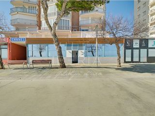 Local comercial en venta en Platja Llarga en Castell-Platja d´Aro