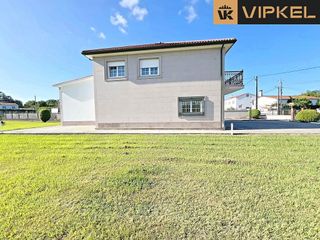 Chalet en venta en Teo