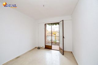 Piso en venta en Barrio de Zaidín en Granada
