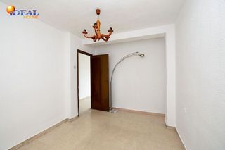 Piso en venta en Barrio de Zaidín en Granada