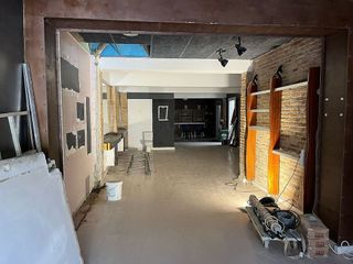 Local comercial en venta en Gavarra en Cornellà de Llobregat
