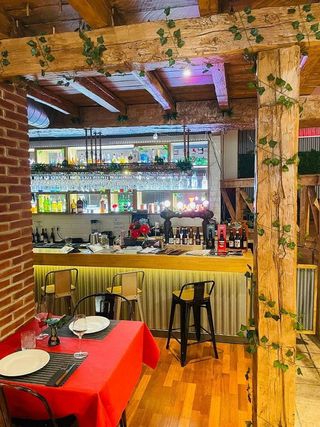 Local comercial en alquiler en Benalmádena pueblo en Benalmádena