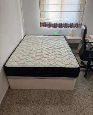 Canapés y colchones nuevos